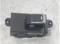MANDO ELEVALUNAS DELANTERO DERECHO 93575B2100 