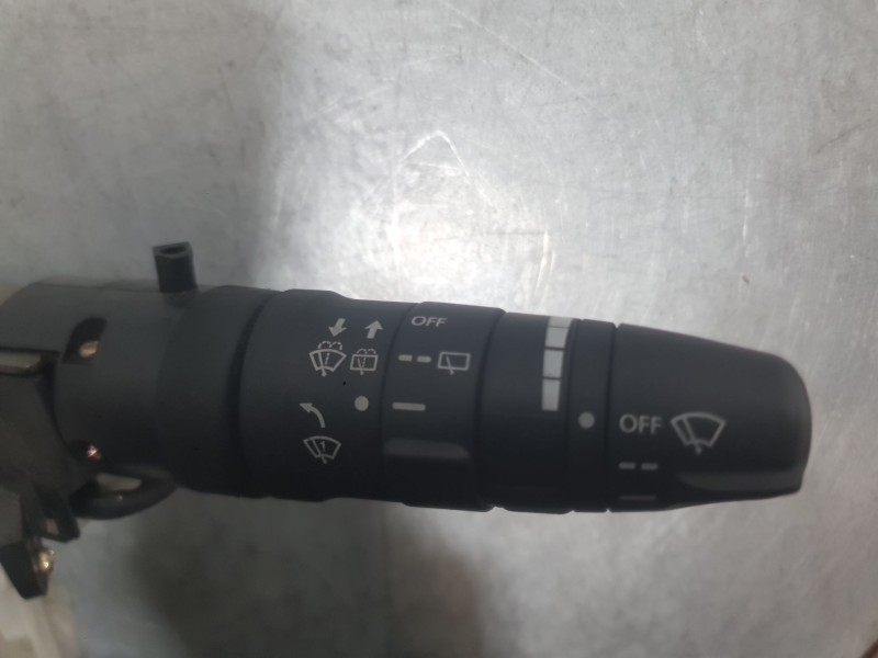 Recambio de mando luces y limpia para nissan micra iii (k12) 1.2 16v referencia OEM IAM 25560AX702  