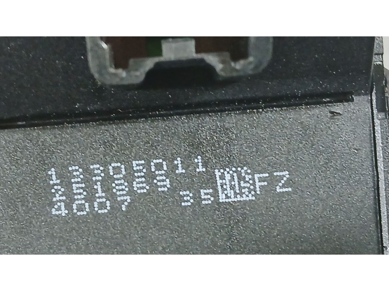 Recambio de mando elevalunas delantero izquierdo para opel astra j sedán 1.4 turbo (69) referencia OEM IAM 13305011  