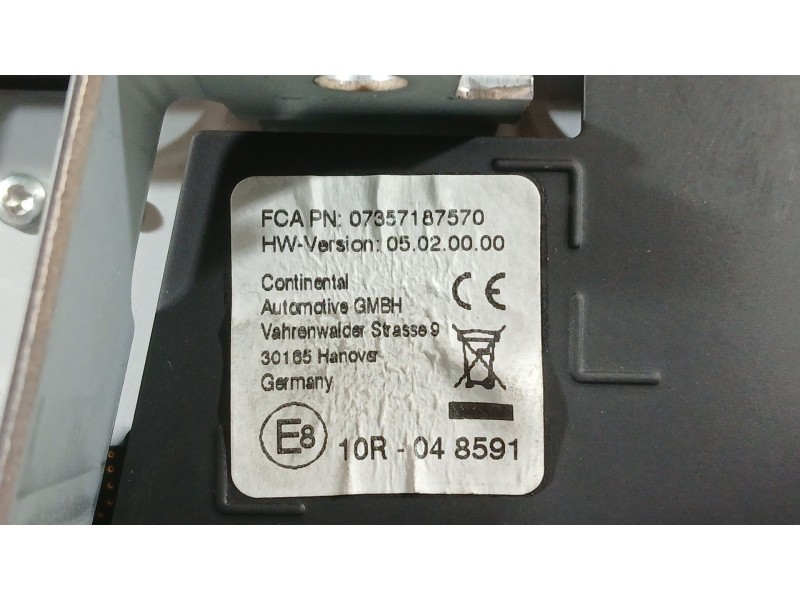 Recambio de sistema navegacion gps para fiat tipo hatchback (356_, 357_) 1.3 d (356hxh1a) referencia OEM IAM 7357187570 CONTINEN
