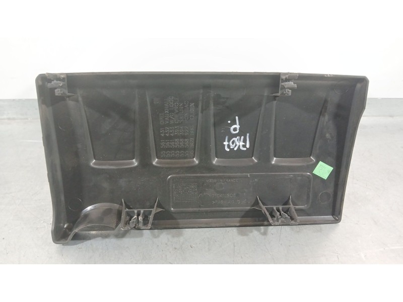 Recambio de tapa motor para opel astra j sedán 1.4 turbo (69) referencia OEM IAM 55561433  