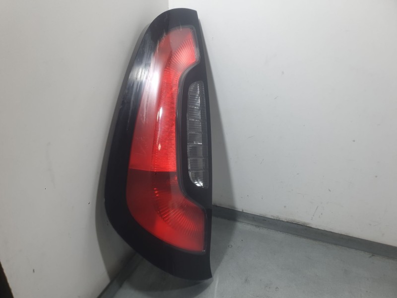 Recambio de piloto trasero izquierdo para kia soul ii (ps) 1.6 gdi referencia OEM IAM 92401B2030  