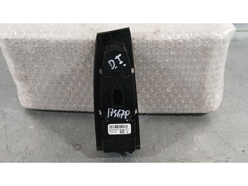 Recambio de mando elevalunas delantero izquierdo para bmw 2 active tourer (f45) 216 d referencia OEM IAM 61319208109 C/MANDO RET