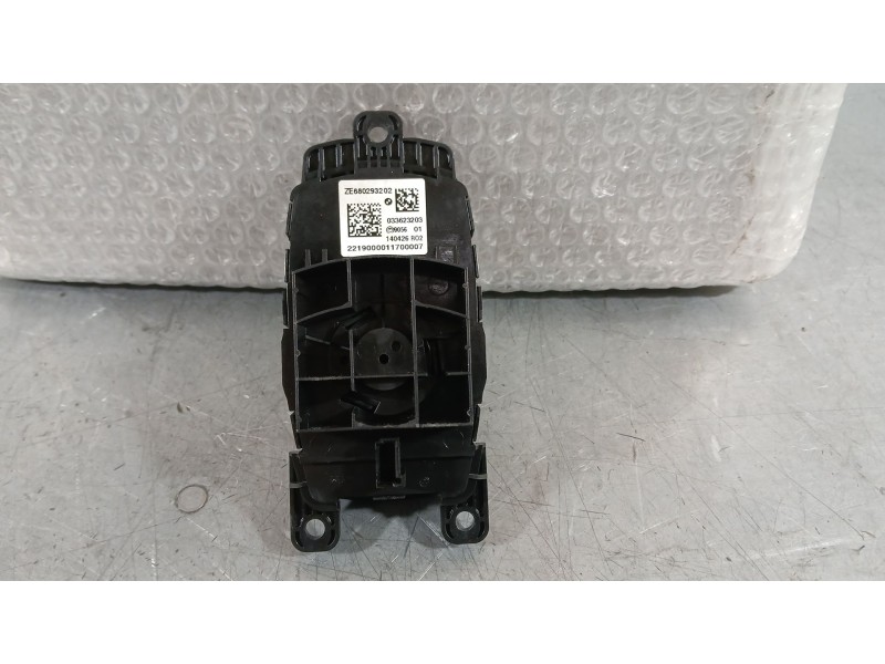 Recambio de mando multifuncion para bmw 2 active tourer (f45) 216 d referencia OEM IAM 680293202  033623203