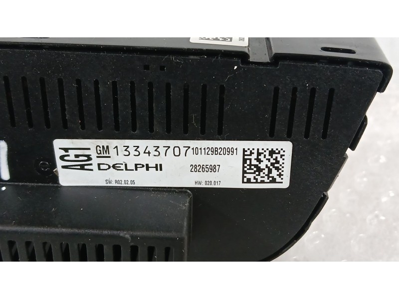 Recambio de mando climatizador para opel astra j sports tourer (p10) 1.7 cdti (35) referencia OEM IAM 13343707 DELPHI BOTONES PE