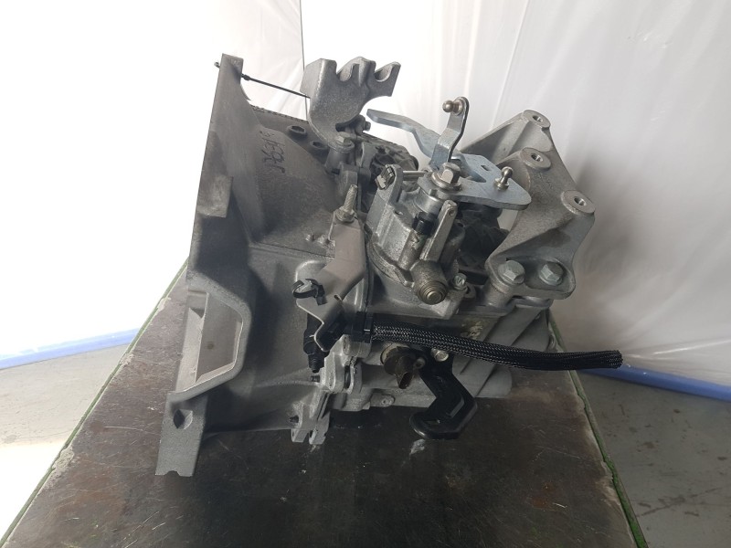 Recambio de caja cambios para opel astra k (b16) 1.2 turbo (68) referencia OEM IAM 3563MFXR120 M2400120239 55493090