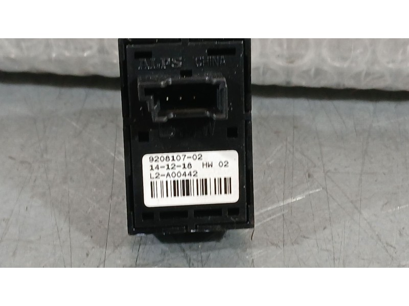 Recambio de mando elevalunas trasero derecho para bmw 2 active tourer (f45) 216 d referencia OEM IAM 61319208107  