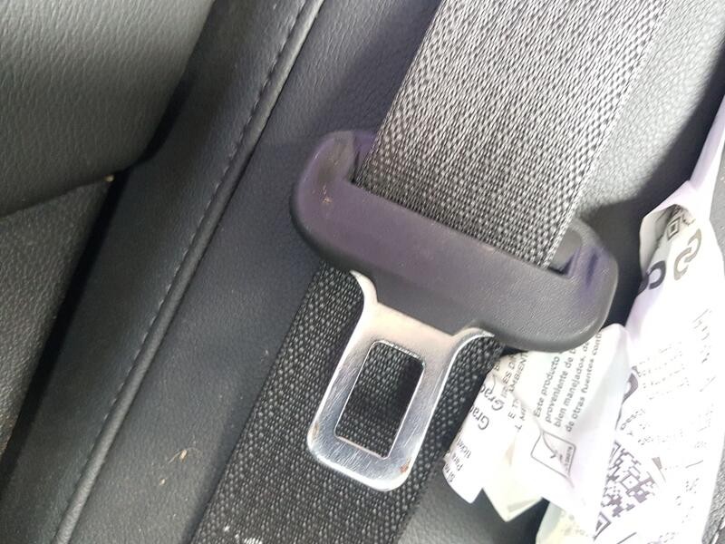 Recambio de cinturon seguridad trasero derecho para opel insignia a sports tourer (g09) 1.6 cdti (35) referencia OEM IAM 1328843