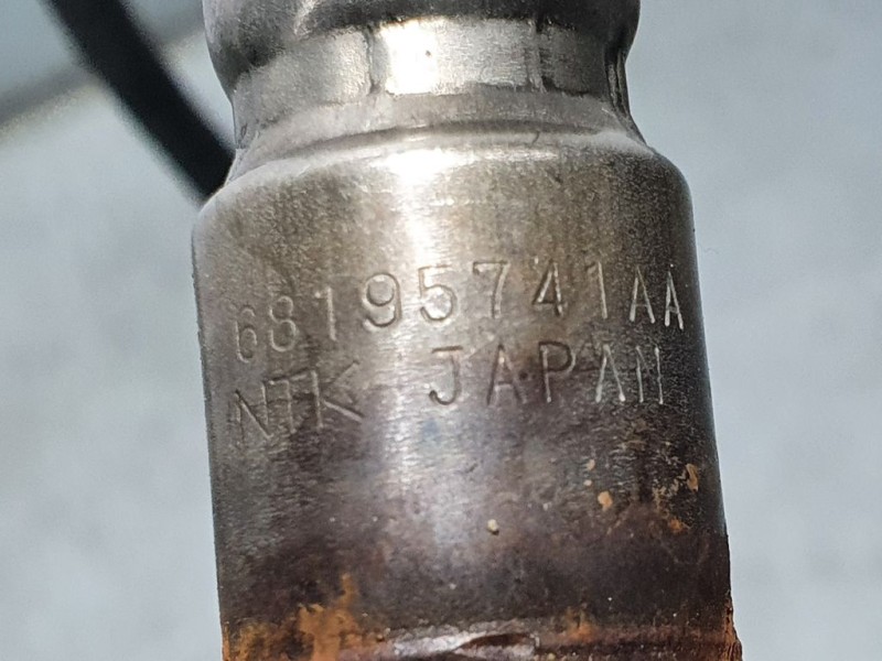 Recambio de sonda lambda para jeep cherokee kl longitude referencia OEM IAM 68195741AA  