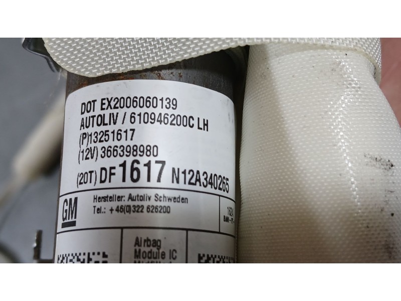 Recambio de airbag cortina delantero izquierdo para opel astra j sports tourer (p10) 1.7 cdti (35) referencia OEM IAM 13251617 A