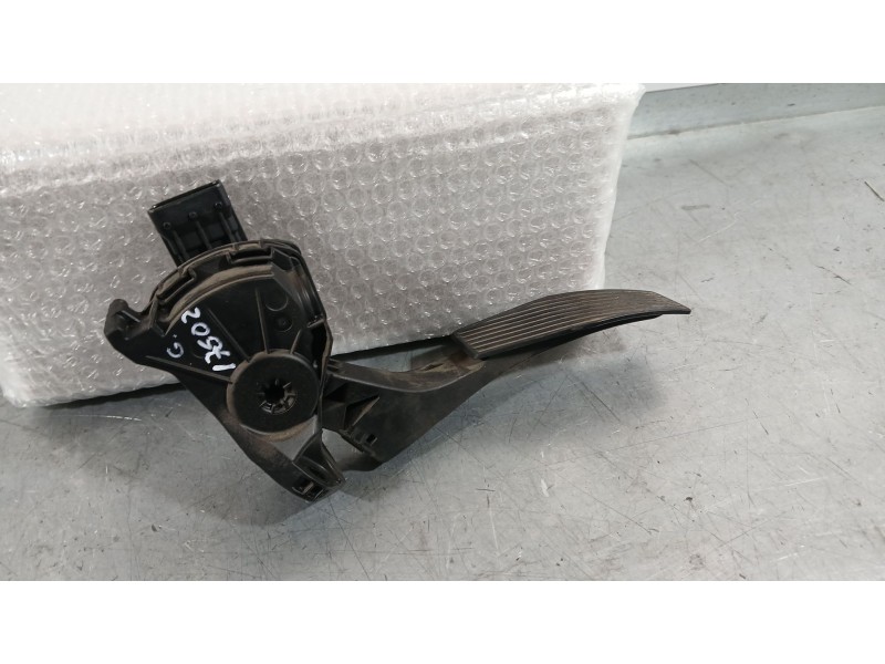 Recambio de potenciometro pedal para opel astra j sports tourer (p10) 1.7 cdti (35) referencia OEM IAM 13252702 6PV00976507 