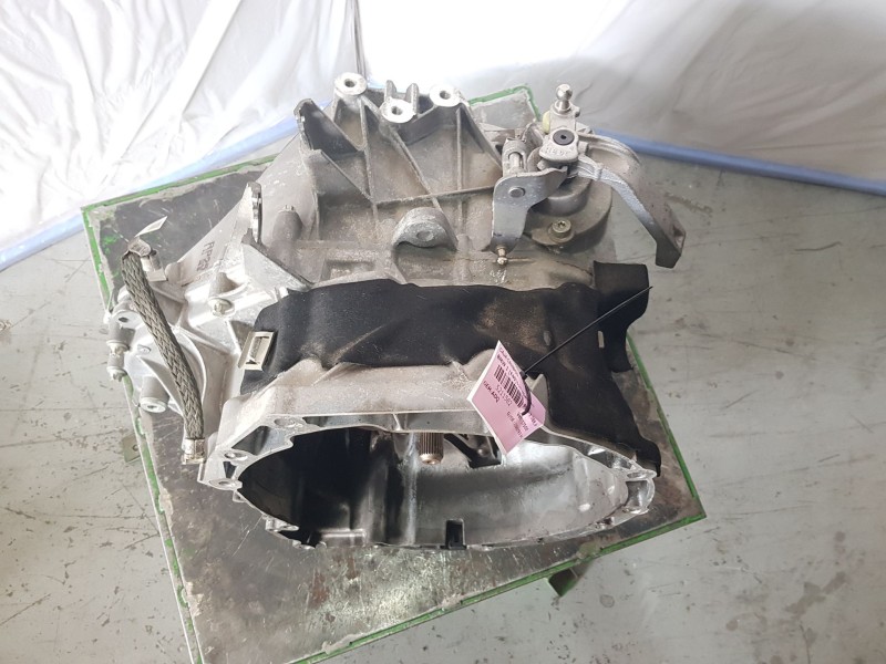 Recambio de caja cambios para bmw 1 (f40) 116 d referencia OEM IAM ADQ 2157897 6 VELOCIDADES 2590013071