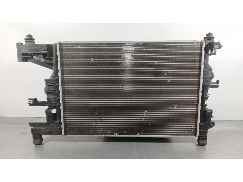 Recambio de radiador agua para opel astra j sedán 1.4 turbo (69) referencia OEM IAM 39074665 DELPHI 3267656