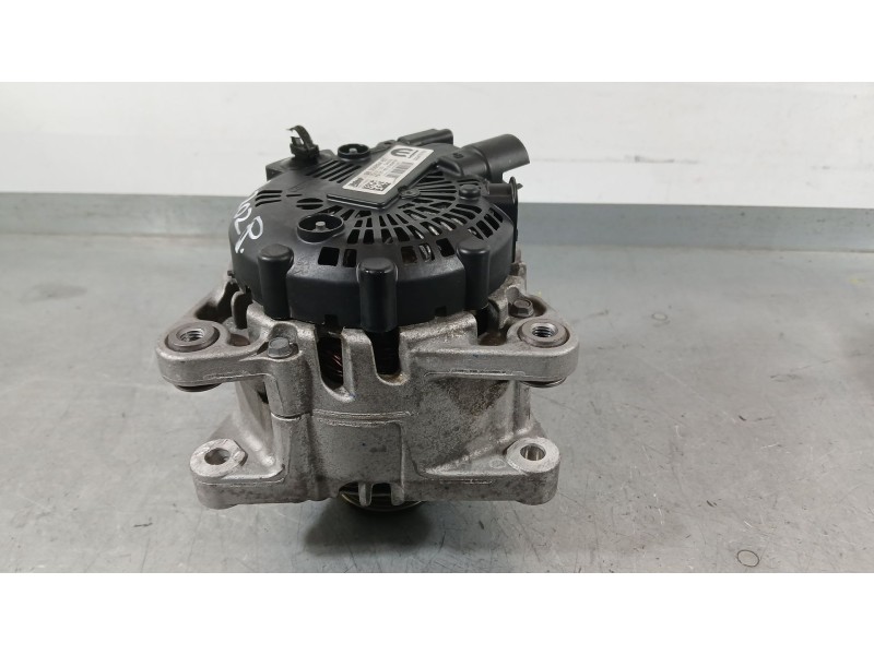 Recambio de alternador para opel corsa f (p2jo) 1.2 (68) referencia OEM IAM 9835689480 VALEO FG12T163