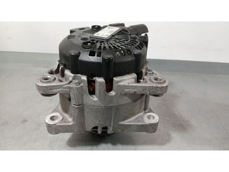 Recambio de alternador para opel corsa f (p2jo) 1.2 (68) referencia OEM IAM 9835689480 VALEO FG12T163