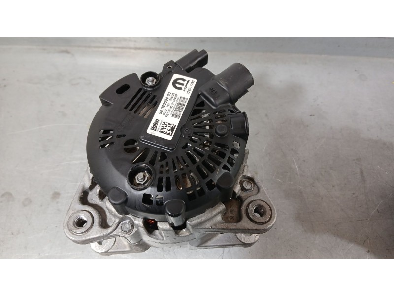 Recambio de alternador para opel corsa f (p2jo) 1.2 (68) referencia OEM IAM 9835689480 VALEO FG12T163