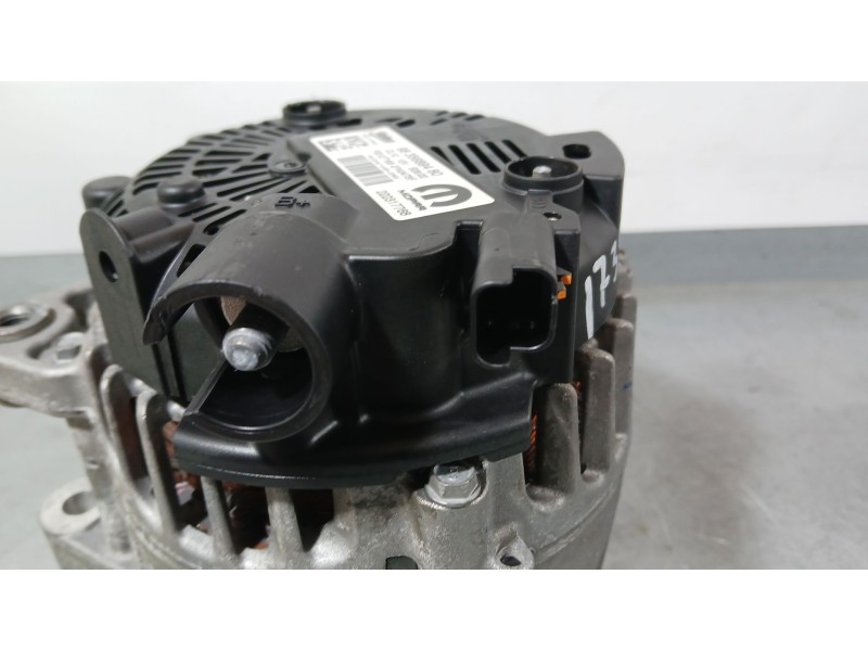 Recambio de alternador para opel corsa f (p2jo) 1.2 (68) referencia OEM IAM 9835689480 VALEO FG12T163