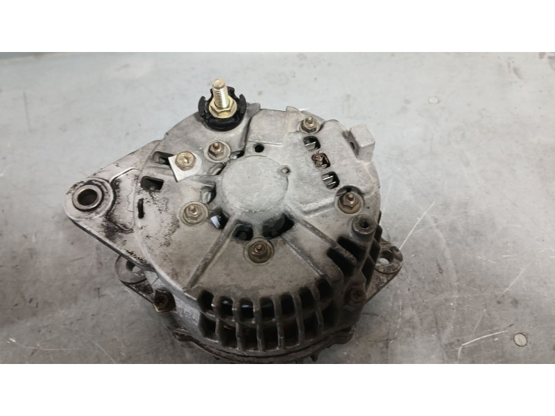 Recambio de alternador para nissan almera i (n15) 2.0 d referencia OEM IAM 231008E100 HITACHI LR180749E