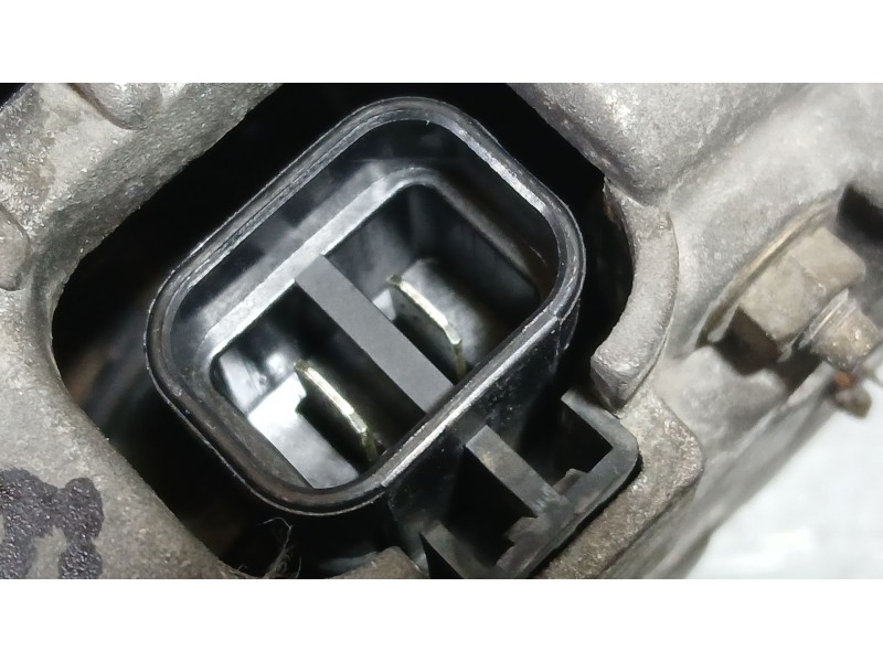 Recambio de alternador para nissan almera i (n15) 2.0 d referencia OEM IAM 231008E100 HITACHI LR180749E