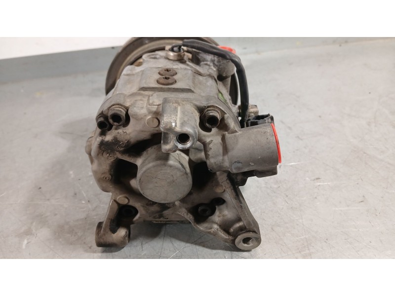 Recambio de compresor aire acondicionado para nissan almera i (n15) 2.0 d referencia OEM IAM 5060215500 CALSONIC 