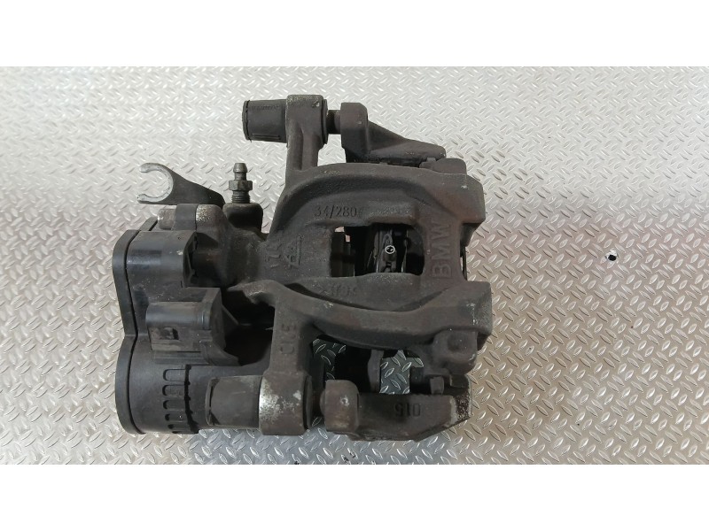 Recambio de pinza freno trasera derecha para bmw 2 active tourer (f45) 216 d referencia OEM IAM 34206883026 ATE 6892606