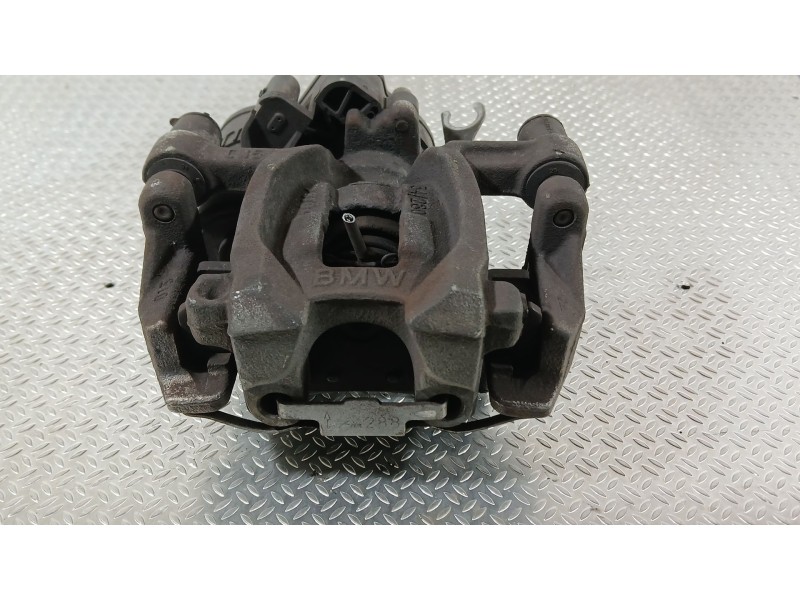 Recambio de pinza freno trasera derecha para bmw 2 active tourer (f45) 216 d referencia OEM IAM 34206883026 ATE 6892606