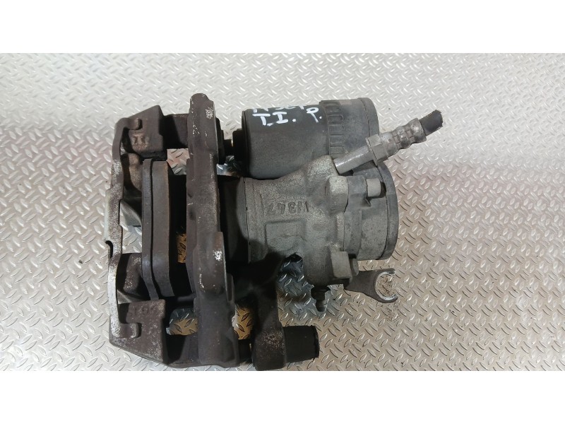 Recambio de pinza freno trasera izquierda para bmw 2 active tourer (f45) 216 d referencia OEM IAM 34206883025 ATE 6892605