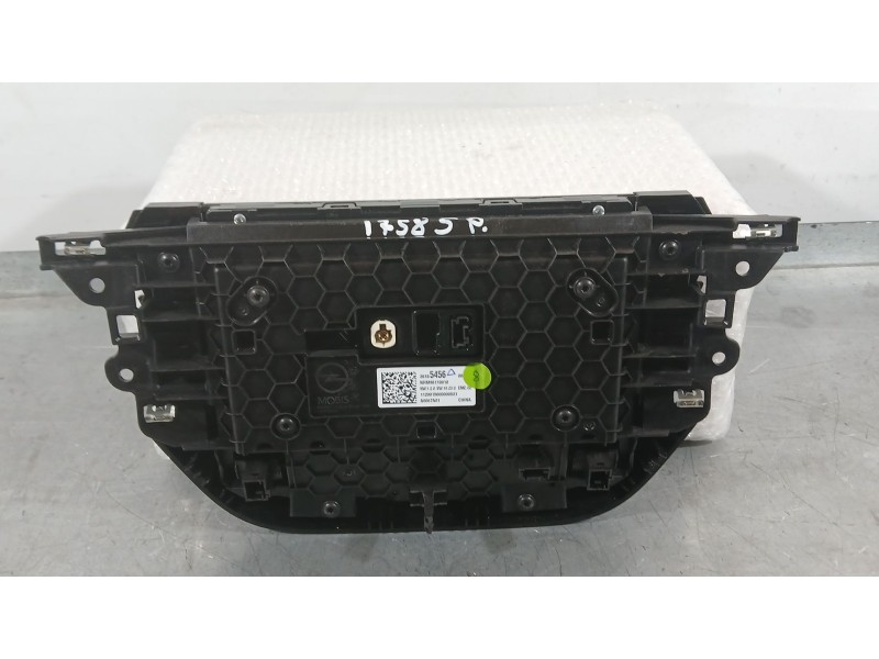 Recambio de sistema navegacion gps para opel corsa f (p2jo) 1.2 (68) referencia OEM IAM 39185456  A0067A01