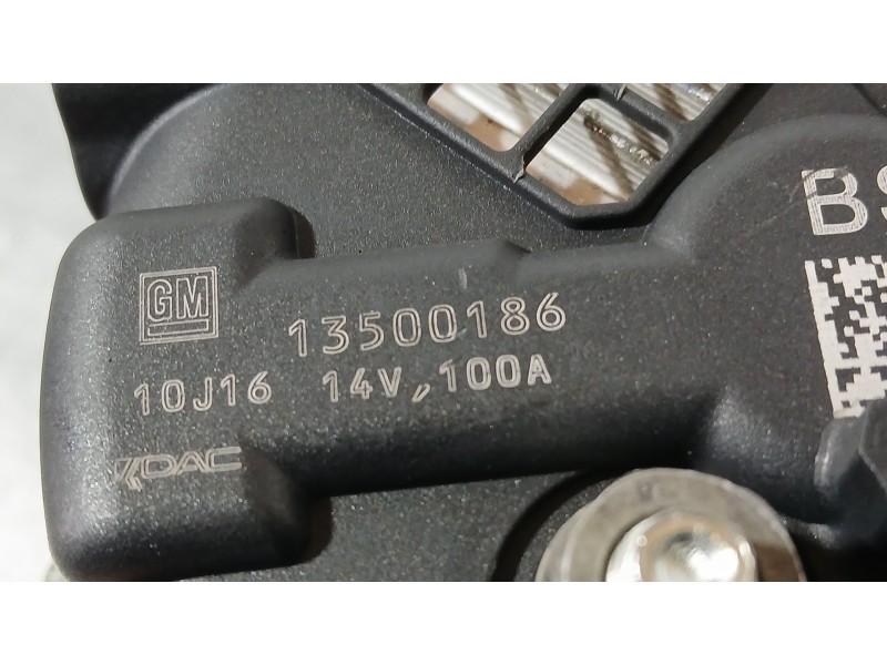 Recambio de alternador para opel astra j sports tourer (p10) 1.7 cdti (35) referencia OEM IAM 13500186 DAC 95519864