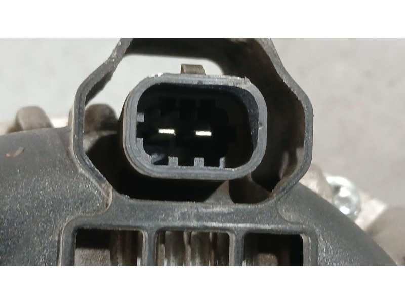 Recambio de alternador para opel astra j sedán 1.4 turbo (69) referencia OEM IAM 13581885 DAC 95519870