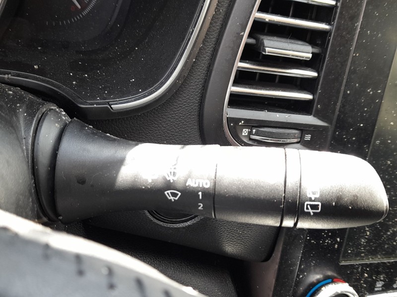 Recambio de mando luces y limpia para renault megane iv hatchback (b9a/m/n_) 1.5 dci 110 (b9a3) referencia OEM IAM 255678341R  
