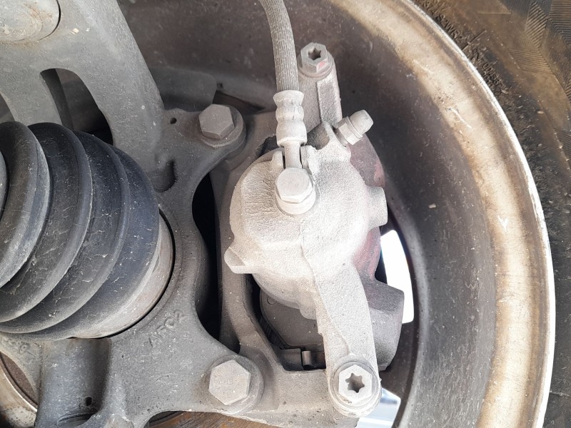 Recambio de pinza freno delantera derecha para renault megane iv hatchback (b9a/m/n_) 1.5 dci 110 (b9a3) referencia OEM IAM 4100
