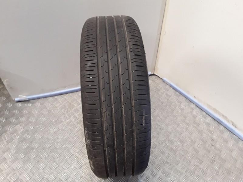 Recambio de neumatico para neumaticos reutilizados - referencia OEM IAM 215601796H CONTINENTAL 215/60/17/96H