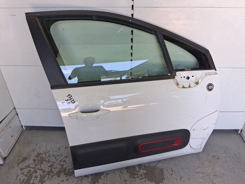 Recambio de puerta delantera derecha para citroën c3 iii (sx) 1.5 bluehdi 100 (sxyhyp, sxyhtu) referencia OEM IAM 9812674180 ROZ