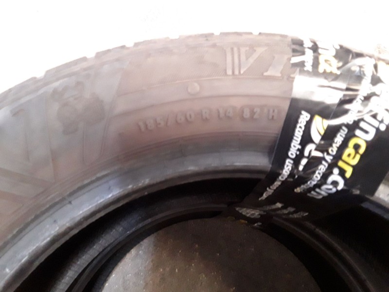 Recambio de neumatico pareja para neumaticos reutilizados - referencia OEM IAM 185601482H VIKING 185/60/14/82H