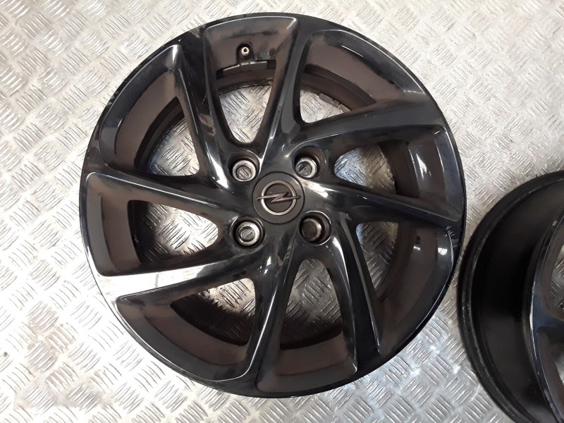 Recambio de juego llantas aluminio para opel corsa f (p2jo) 1.2 (68) referencia OEM IAM 6.5X16 4 TORN ET38 ROZADAS ALUMINIO