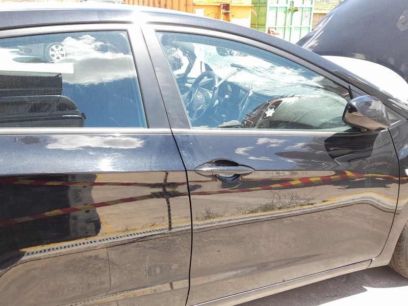 Recambio de puerta delantera derecha para hyundai i30 (gd) 1.4 referencia OEM IAM 76004A5000  