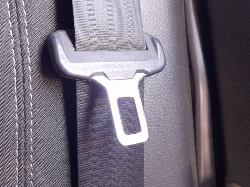 Recambio de cinturon seguridad trasero izquierdo para hyundai i30 (gd) 1.4 referencia OEM IAM 89810A6000RY  