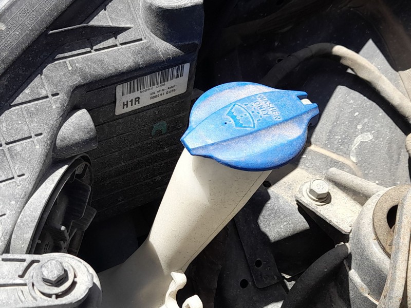 Recambio de deposito limpia para hyundai i30 (gd) 1.4 referencia OEM IAM 98620A6000  