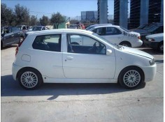 FIAT PUNTO BERLINA (188)