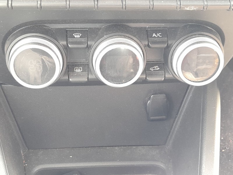 Recambio de mando climatizador para dacia duster (hm_) 1.5 dci 115 4x4 (hmad) referencia OEM IAM   