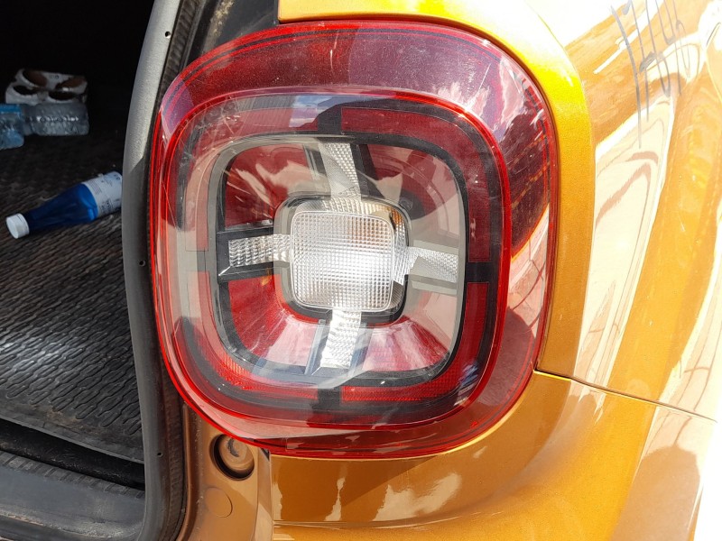 Recambio de piloto trasero derecho para dacia duster (hm_) 1.5 dci 115 4x4 (hmad) referencia OEM IAM 265503601R  