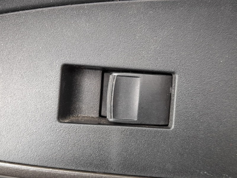 Recambio de mando elevalunas delantero derecho para toyota rav 4 iii (_a3_) 2.0 (zsa35_) referencia OEM IAM 848100D030  