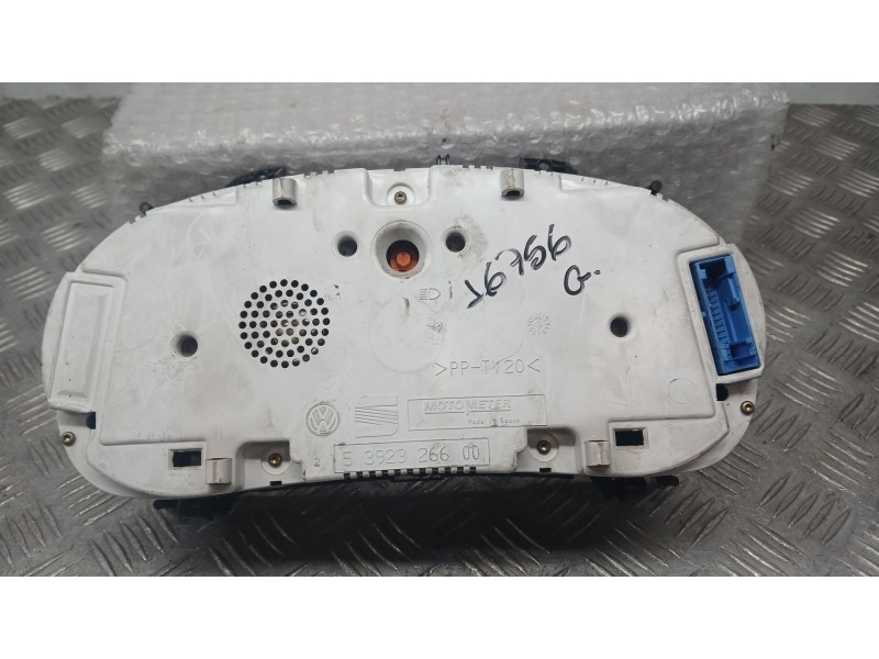 Recambio de cuadro instrumentos para volkswagen polo iii (6n1) 50 1.0 referencia OEM IAM 6N0919860R MOTOMETER 0263602001