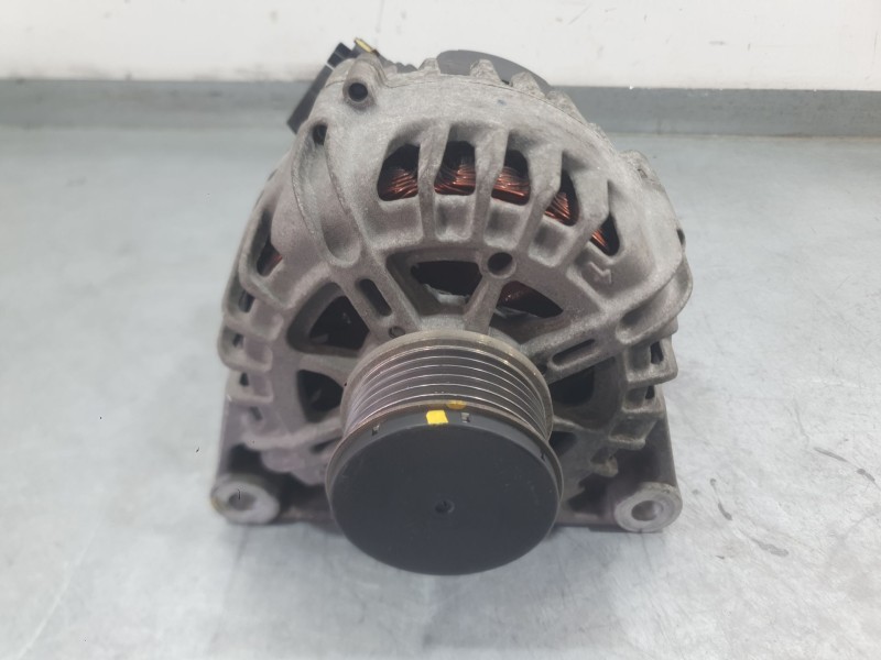 Recambio de alternador para citroën c4 cactus 1.2 vti 82 referencia OEM IAM 9810971880 2624851B VALEO