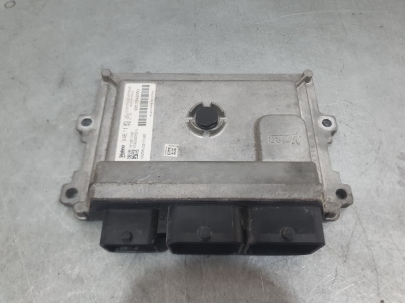 Recambio de centralita motor uce para citroën c4 cactus 1.2 vti 82 referencia OEM IAM 9811545080 161390531 VALEO