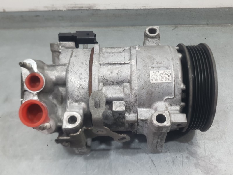 Recambio de compresor aire acondicionado para citroën c4 cactus 1.2 vti 82 referencia OEM IAM 9675655880 4471504723 DENSO