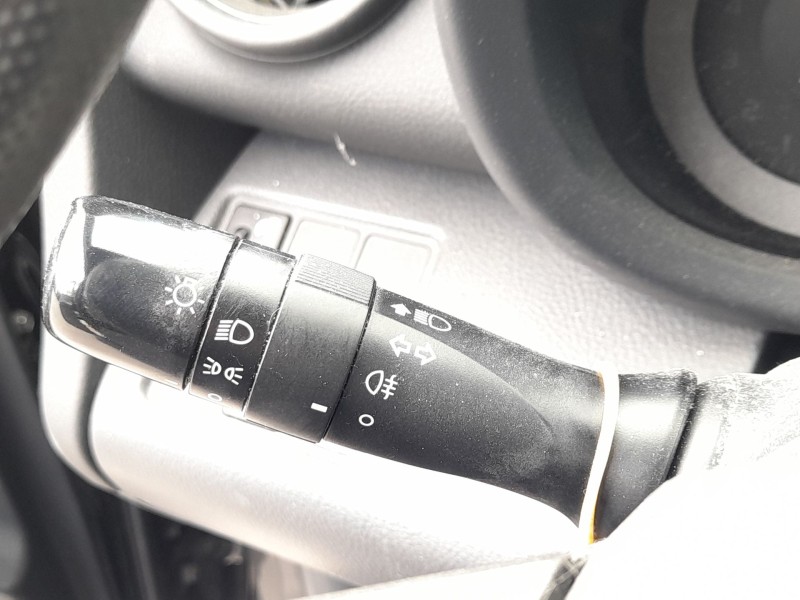 Recambio de mando luces y limpia para toyota rav 4 iii (_a3_) 2.0 (zsa35_) referencia OEM IAM 8414042091  8465247040