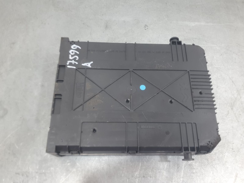 Recambio de caja reles / fusibles para citroën c4 cactus 1.2 vti 82 referencia OEM IAM 9807531680  