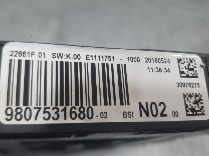 Recambio de caja reles / fusibles para citroën c4 cactus 1.2 vti 82 referencia OEM IAM 9807531680  